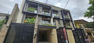 4 Bedroom's - Townhouse FOR SALE in UP Village, Diliman QC
