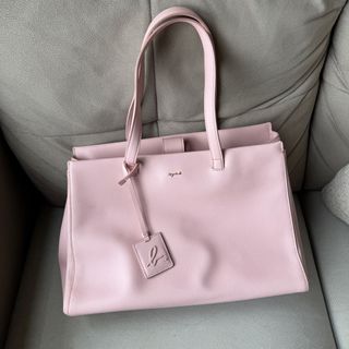 （分類：）位於 。 由 janeeee.c 提交（商品編號 1302094969，圖片 1）。簡介： 。