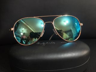 American Eagle Outfitters sunglasses