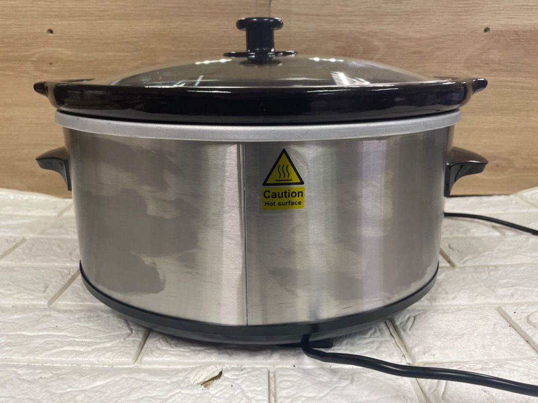Anko 5 liter slow cooker (Category: Cookers) located in Pasay City. Submitted by enrico_appliances (Listing ID 1302132247, Image 3). Description: excellent condition 220 volts 3 temperature modes stainless steel housing ceramic pot.
