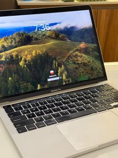 Apple MacBook Pro 13in 2020 Touch Bar 256 GB Silver