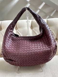 Authentic Bottega Veneta Plum Intrecciato Leather Small Veneta Hobo bag