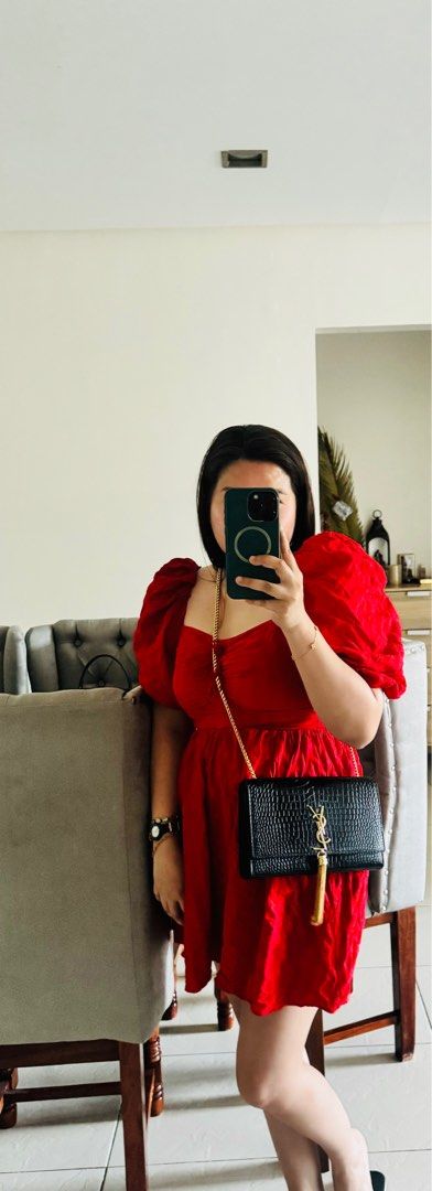 Authentic YSL (Category: Luxury Bags & Wallets) located in Angeles City. Submitted by luxchelry (Listing ID 1302171123, Image 2). Description: Bag worn photos.