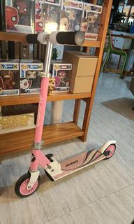 Avigo foldable scooter for kids
Price : 2500 
In good condition
Code Larose