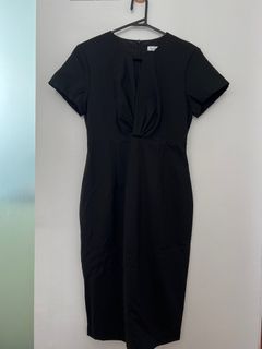 (Category: ) located in . Submitted by shu.wardrobe (Listing ID 1302049566, Image 1). Description: .