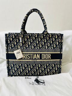 Dior Book Tote Bag - Class A