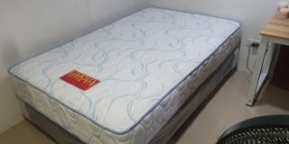 Double size spring bed