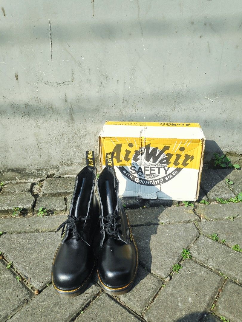 Dr martens 1888 shop