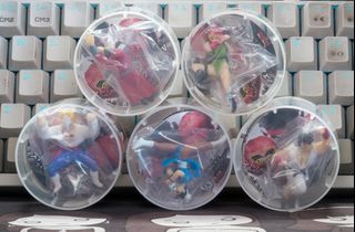 (Category: ) located in . Submitted by cakecat_figures_n_stuff (Listing ID 1302105272, Image 1). Description: .