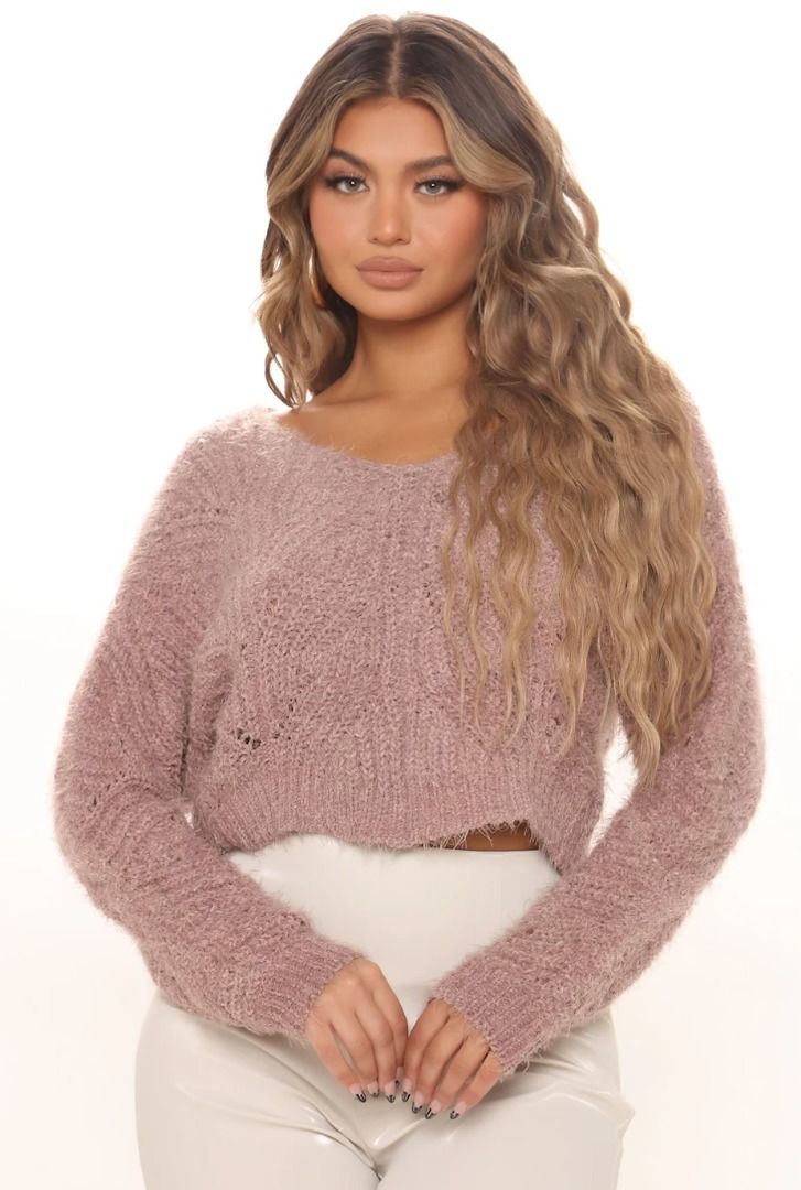 Fuzzy sweater fashion nova clearance