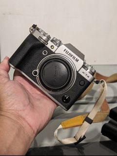 Fujifilm XT-4 (Body) Fujifilm 56mm 1.2