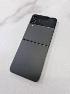 Galaxy Z Flip 4 5g 256gb ' 8g ram Black