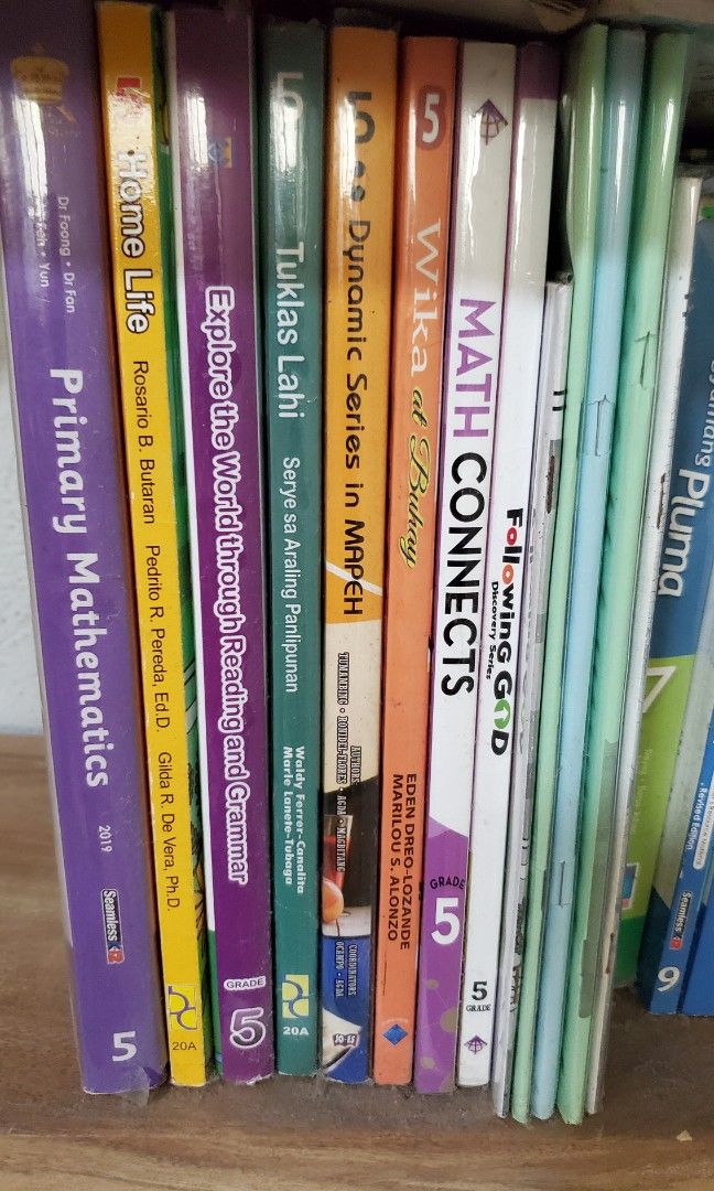 Grade 5 books with Teachers Manual (Category: Textbooks) located in Quezon City. Submitted by jljs08 (Listing ID 1302069382, Image 1). Description: 150 per book. Or Take all for 1300. Some books have pencil markings.