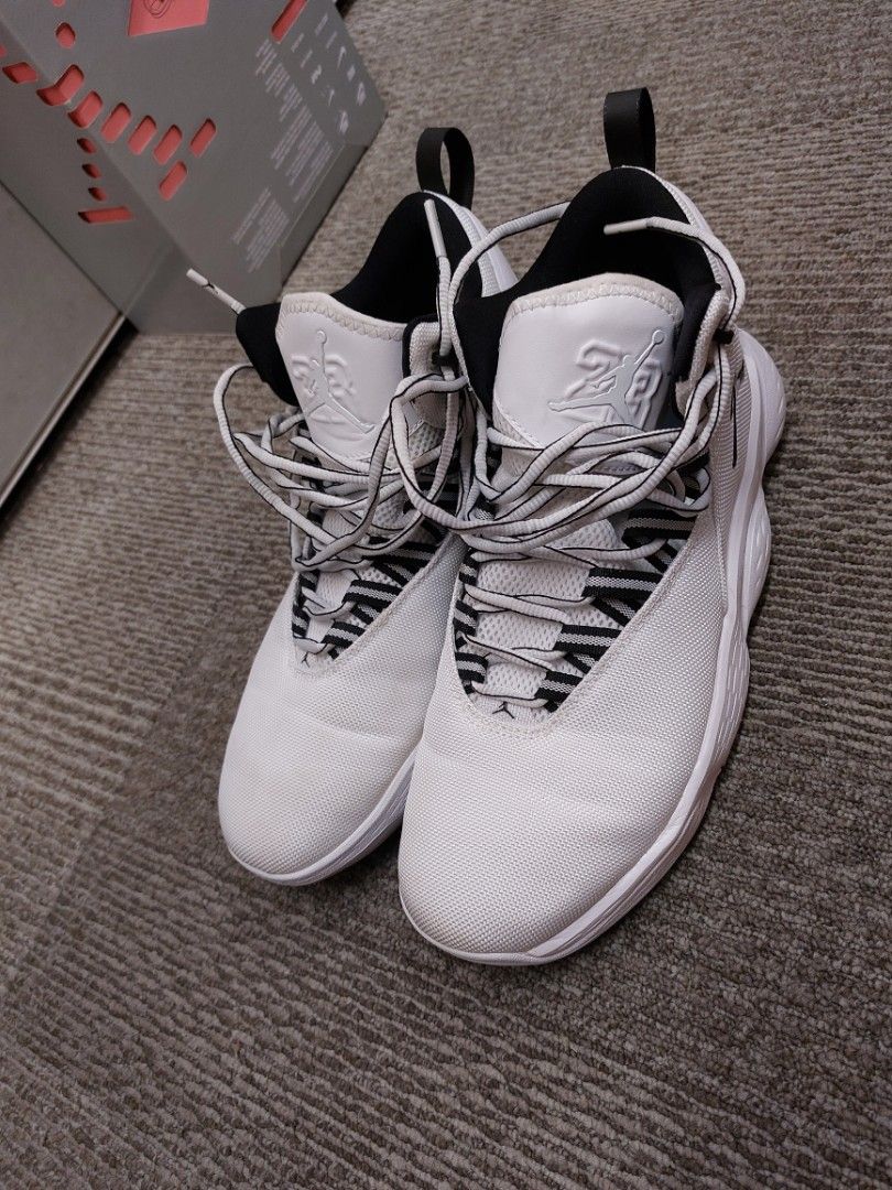 Jordan Superfly MVP Griffin US9 Carousell
