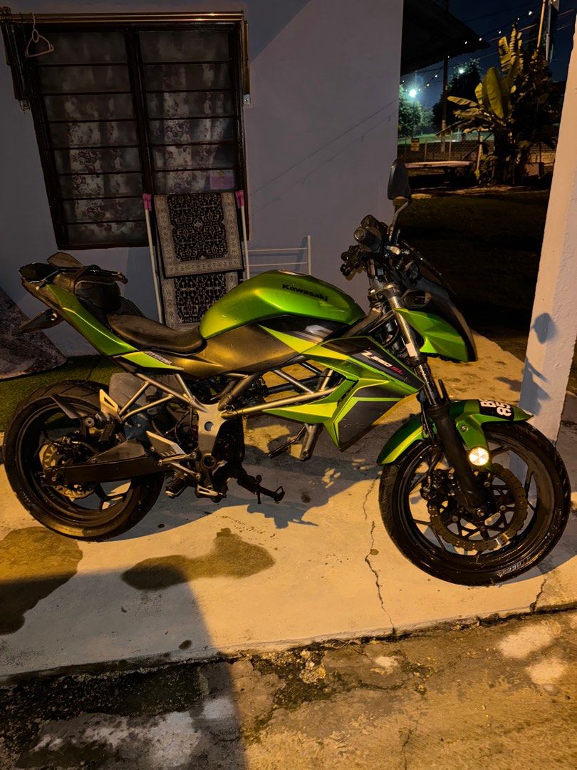 Kawasaki Z250SL Motorbikes on Carousell
