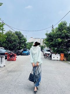 (Category: ) located in . Submitted by aleeyazra (Listing ID 1302058853, Image 1). Description: .