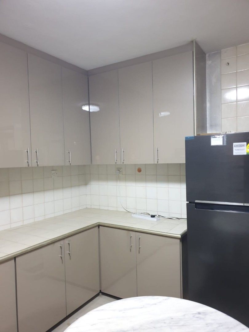 Carpentry / customize kitchen cabinets63109553202434113