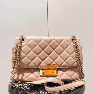 (Kategori: ) berada di . Dikirim oleh zhrvega (ID iklan 1302202890, Gambar 1). Deskripsi: .