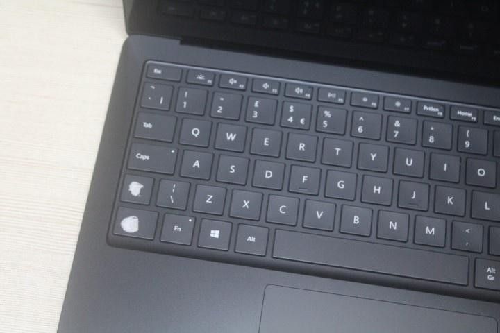 Microsoft surface Laptop 3 Touch i7 (Category: Laptops & Notebooks) located in Pasay City. Submitted by laptophubphil (Listing ID 1302060170, Image 3). Description: Microsoft surface Laptop 3 Touch i7 - 2ND HAND P 23500 -Ram 16GB + SSD 256GB -2.2k resolution + Backlit keys -Touchscreen + metal body -slim and light weight 95% Smooth presentable 2 fade keys Can use stickers ( Plz check pics ) -13.5Inch (2256x1504) Multitouch -Intel Core i7-1065G7 1