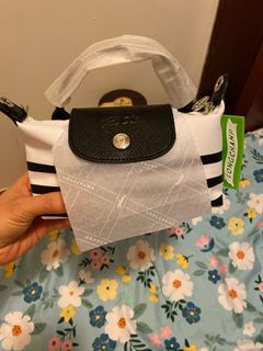 （分類：）位於 。 由 genlo 提交（商品編號 1302160700，圖片 1）。簡介： 。