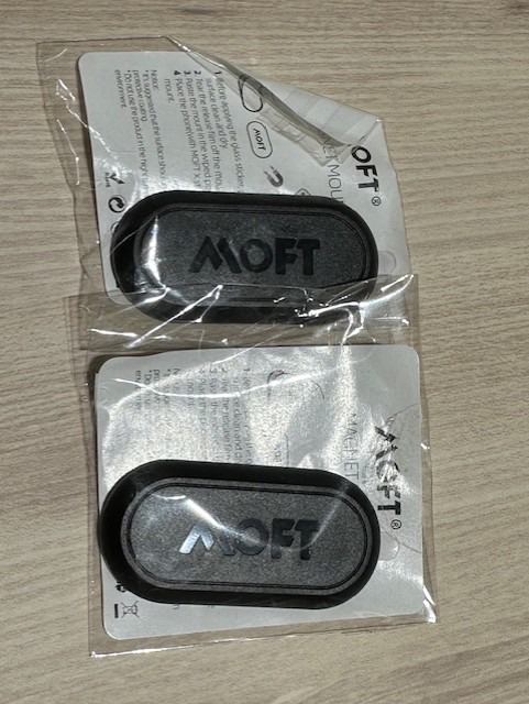 MOFT Magnetic Wall Sticker Oval, Mobile Phones Gadgets, Mobile