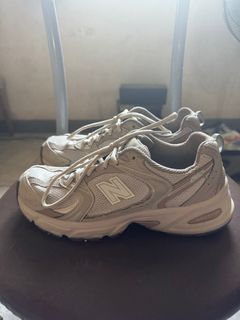 New balance 530 cream/beige authentic complete with box and paperbag