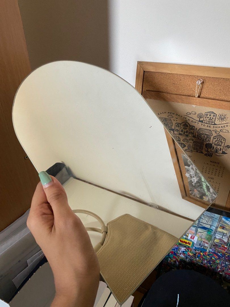 Nordic Table Mirror (Category: Mirrors) located in Taguig. Submitted by closetboundph (Listing ID 1302080503, Image 2). Description: like new! with stans.