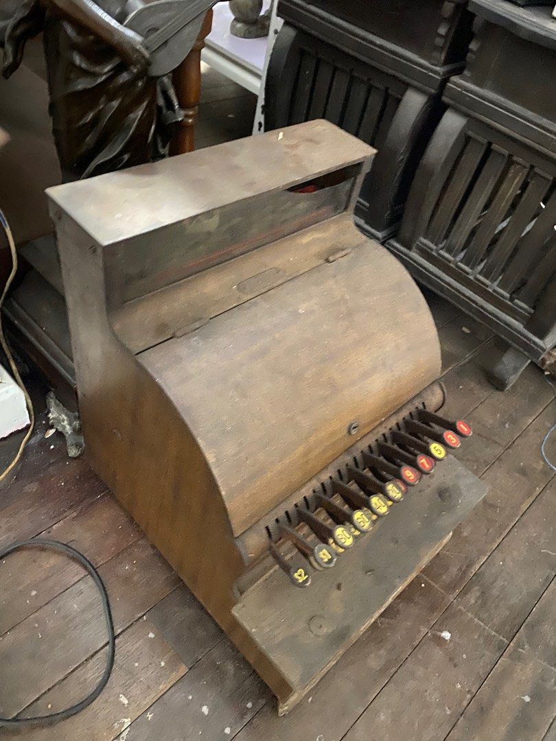 Old Cash Register (Category: Office & Business Technology) located in Quezon City. Submitted by yumiramirez (Listing ID 1302095336, Image 2). Description: Old Cash Register .