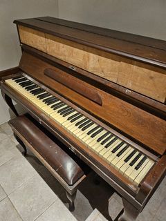 Old Piano Needs Repair