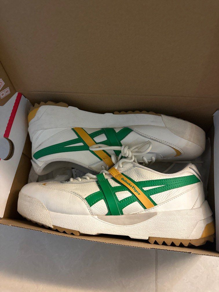 onitsuka tiger shoes (Category: Sneakers) located in Singapore. Submitted by m1lkyyy (Listing ID 1302172933, Image 1). Description: wore once.