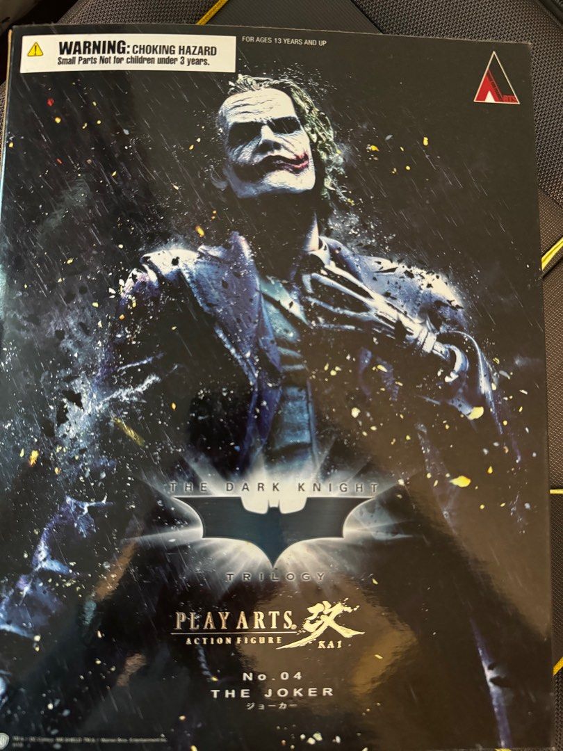 新淨Play arts改The Dark Knight Trilogy Joker，少張啤牌