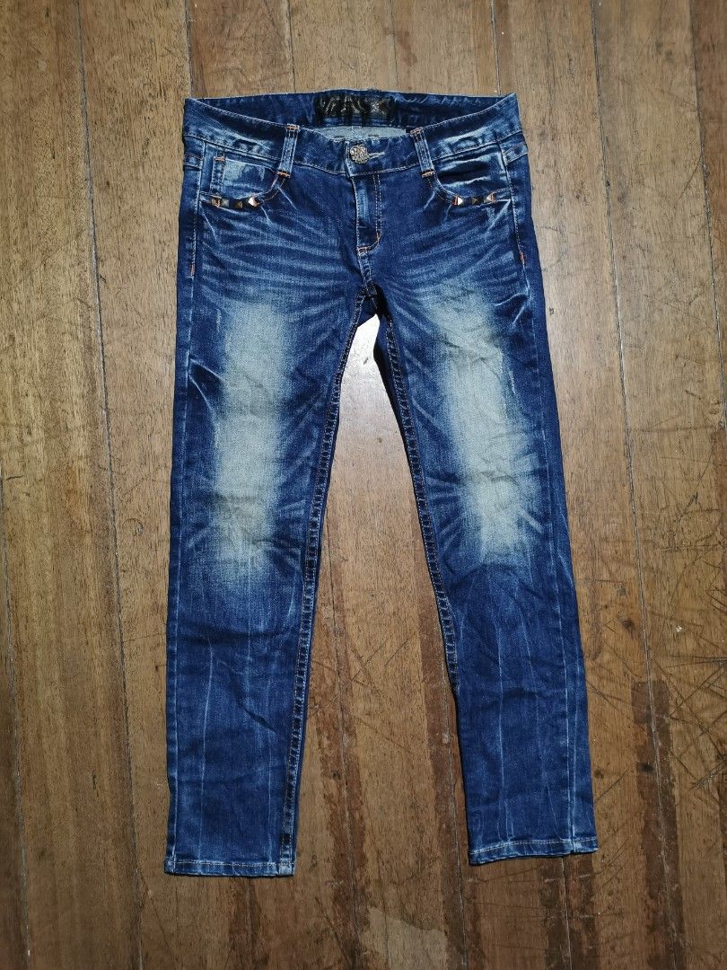 Red Pepper womens jeans (Category: Jeans) located in Lapu Lapu. Submitted by cryptocoryne (Listing ID 1302170674, Image 2). Description: Red pepper womens jeans 29 on tag 33x37 vgc no issue.