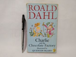 ROALD DAHL Charlie and the Chocolate Factory