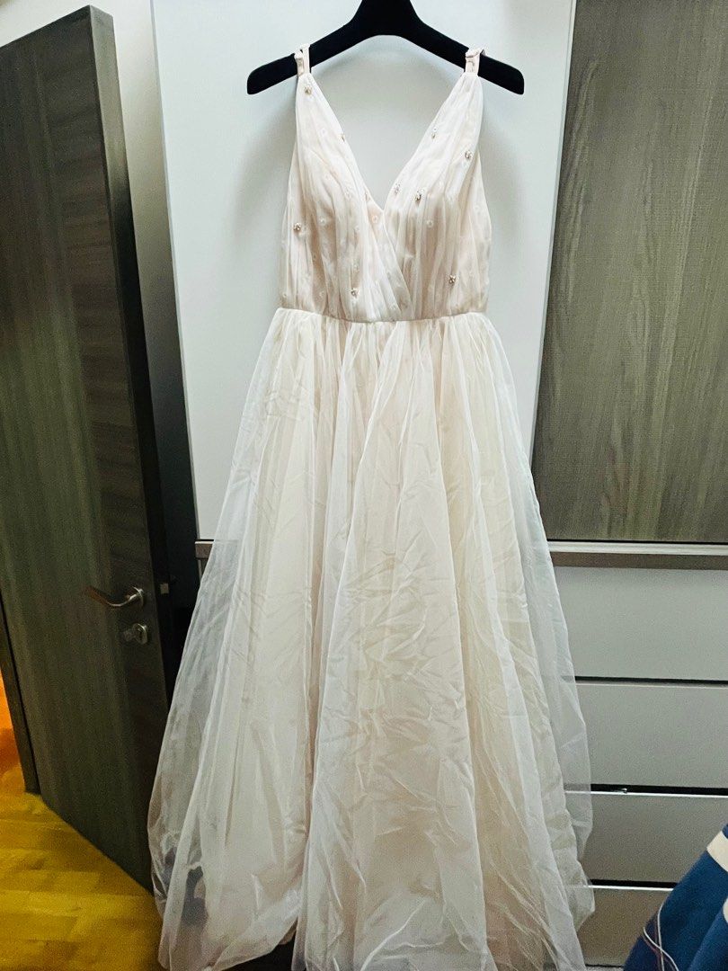 Sample sale deep v wedding dress gown evening gown bhldn Carousell