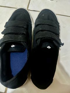 Sperry black sneakers