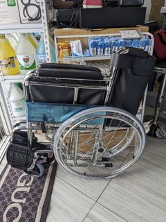 STANDARD CLASSIC WHEELCHAIR FOR ADULT BRAND NEW