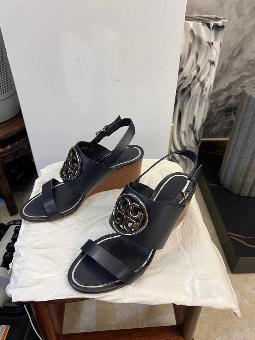 Tory burch navy blue wedges outlet