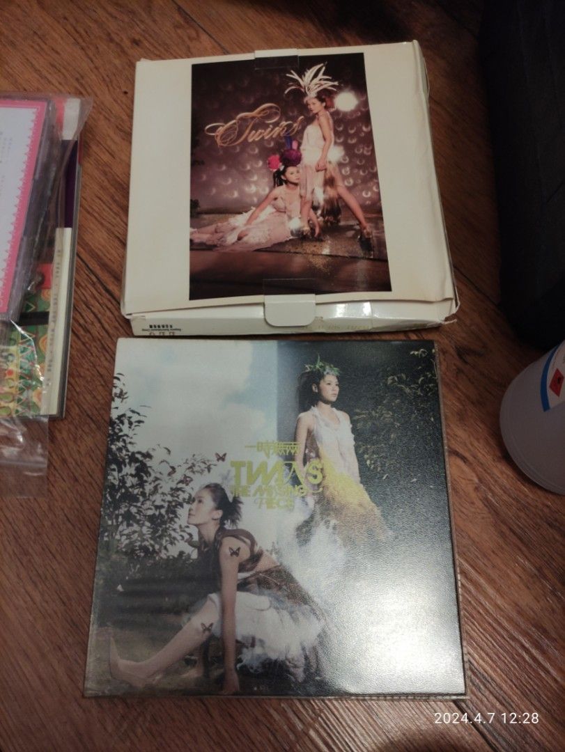 Twins 一時無兩首批CD + puzzle, 興趣及遊戲, 音樂、樂器& 配件