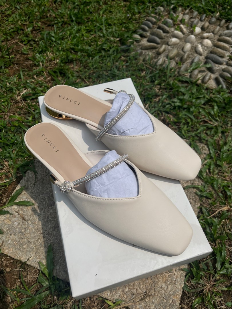 Vincci casual pump cheap