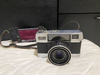Vintage film Camera Fujica Auto M good working condition free del