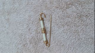 Vintage safety pin style brooch