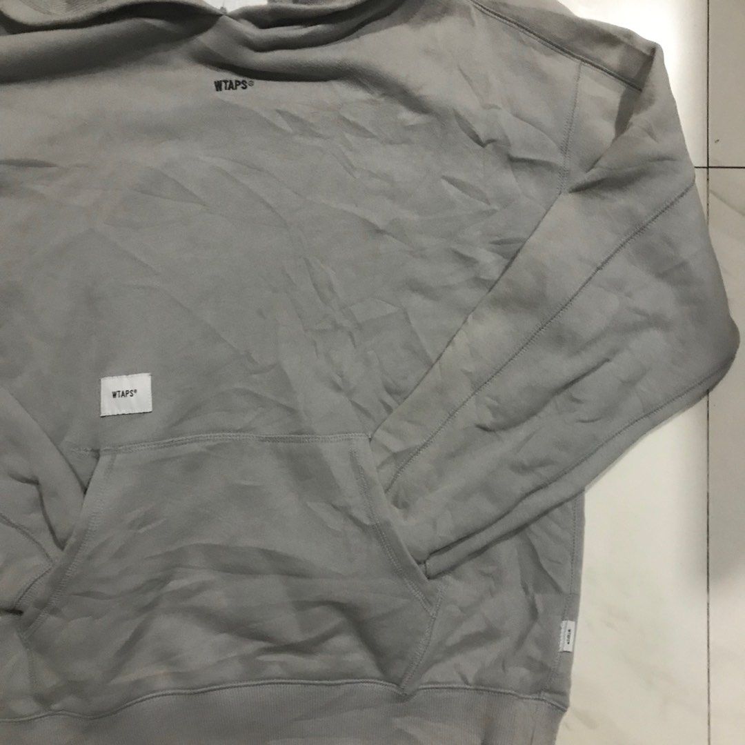 Wtaps hoodie (Category: Coats, Jackets and Outerwear) located in Antipolo. Submitted by stored_stuff (Listing ID 1302144945, Image 1). Description: .