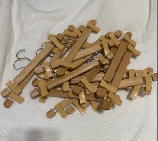 20pcs Wooden Clip Hanger