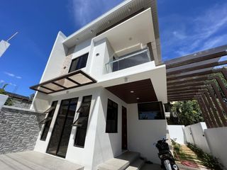 3 Bedroom Single House and Lot FOR SALE in Upper Antipolo Rizal near Vista Mall Dalig and ML Quezon Road