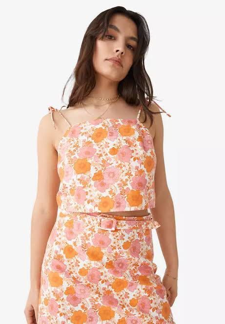 & other stories strappy crop top (Category: Sleeveless) located in Talisay. Submitted by lechawisk (Listing ID 1302293790, Image 1). Description: Used once Like new Altered to 36.