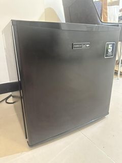 American Home Personal Refrigerator