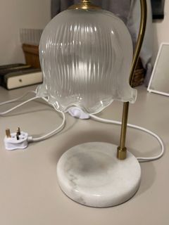 （分類：）位於 。 由 Carinaaa_22 提交（商品編號 1302326087，圖片 1）。簡介： 。