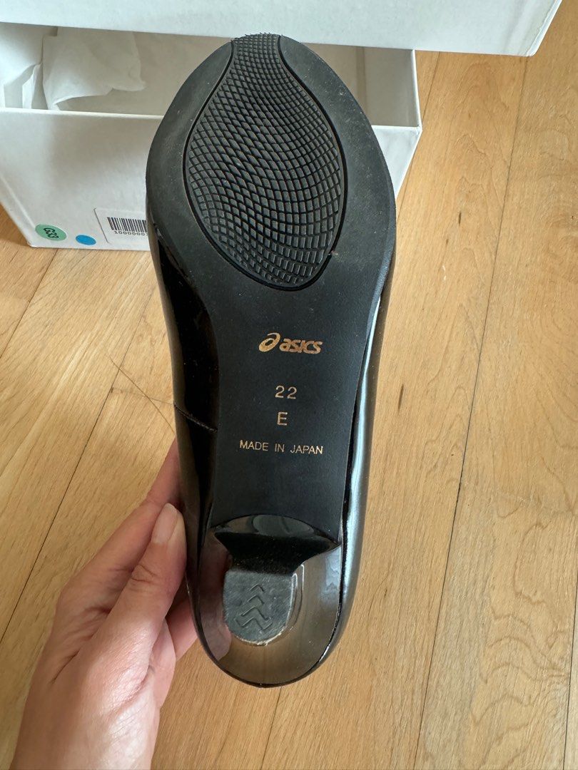 ASICS run walk black 22 patent leather shoes heels