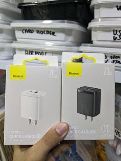 Baseus dual powerbrick adapter type c iphone 20w ipad android airpods