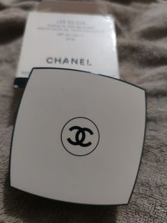 chanel les beiges N°30 healthy glow gel touch foundation
